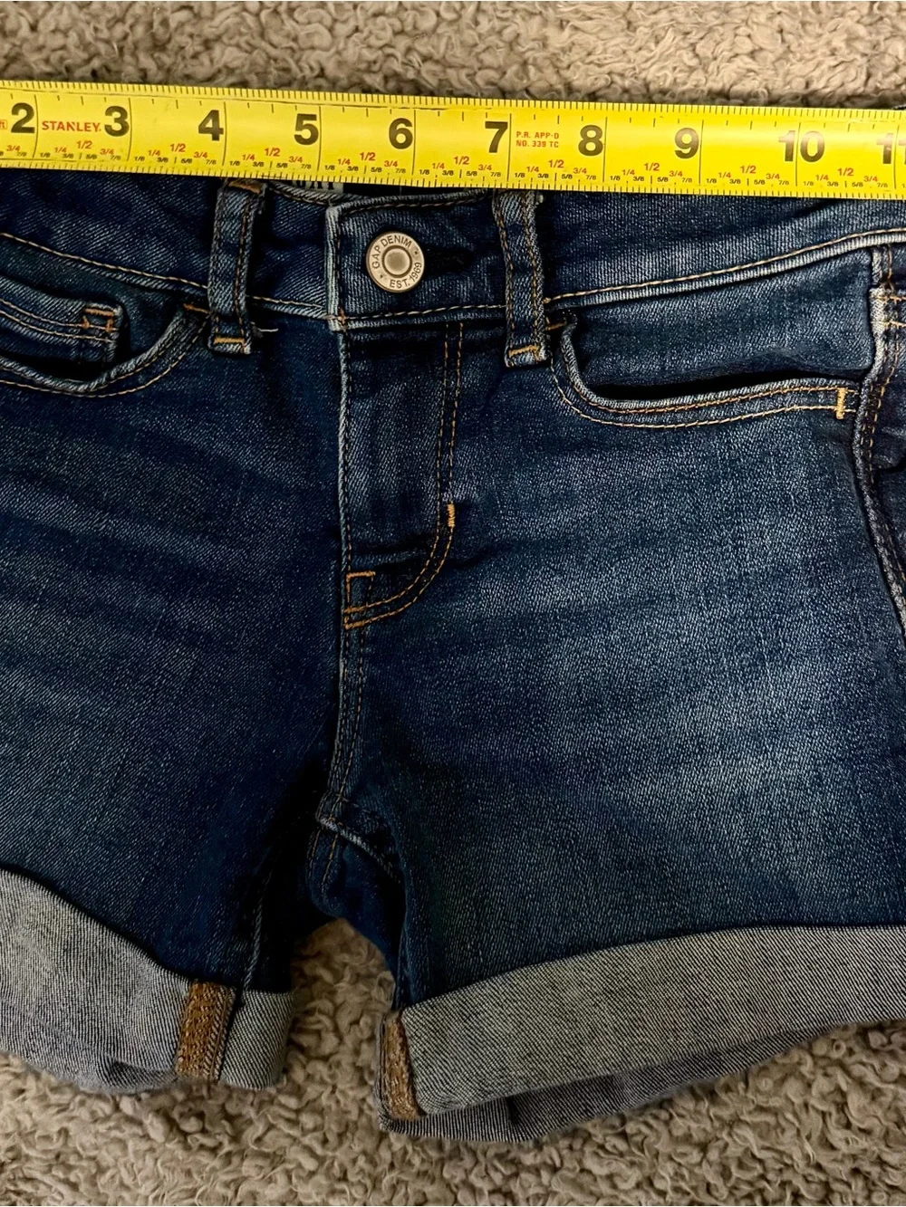 GAP Denim Midi Shorts in Dark Blue, size 7